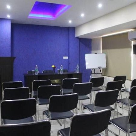 Sm Regency Kochi Dış mekan fotoğraf